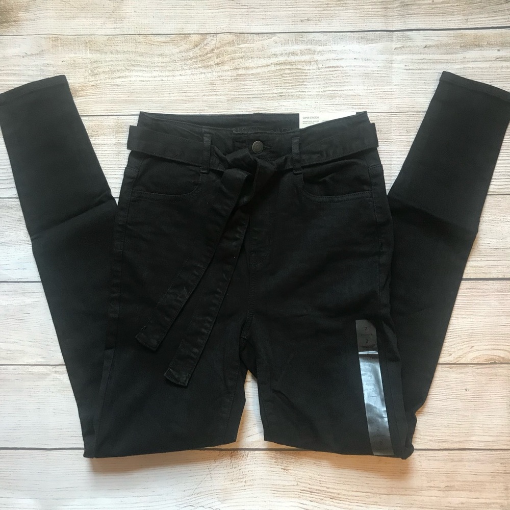 AE Highest Rise Jegging - Black 2 Skinny